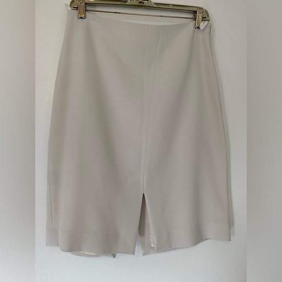 Aritzia Babaton Zayan Double Slit Midi Skirt - Picture 8 of 9